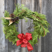 Load image into Gallery viewer, Natural Evergreen Wreath
